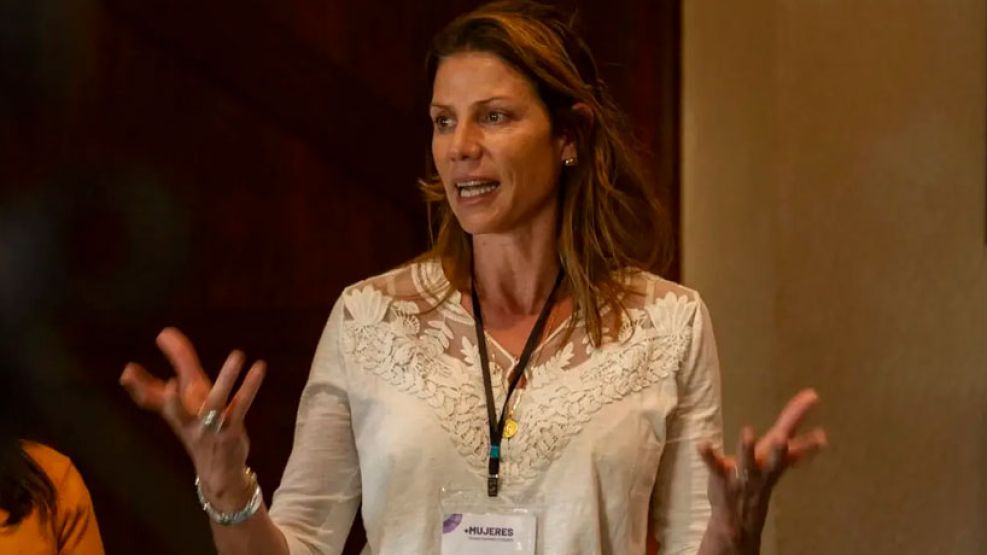 Adela Arning de Mendiolaza: «Somos mujeres que le ganamos a hombres fuertes de la política»