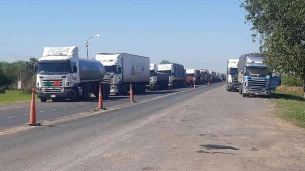 Clorinda: camioneros denuncian el cobro «injustificado» de una tasa municipal